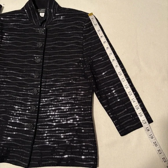 St. John Evening Black Textured Open-Front Blazer Embellished Buttons Size 2 - Picture 15 of 15